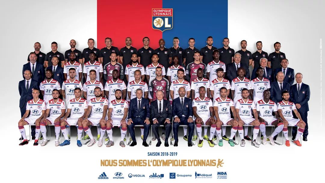 赫拉芬贝赫：我希望能继续和萨拉赫踢球，不知道未来会发生啥